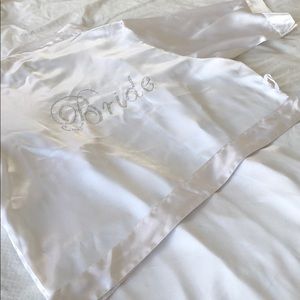 Bride robe
